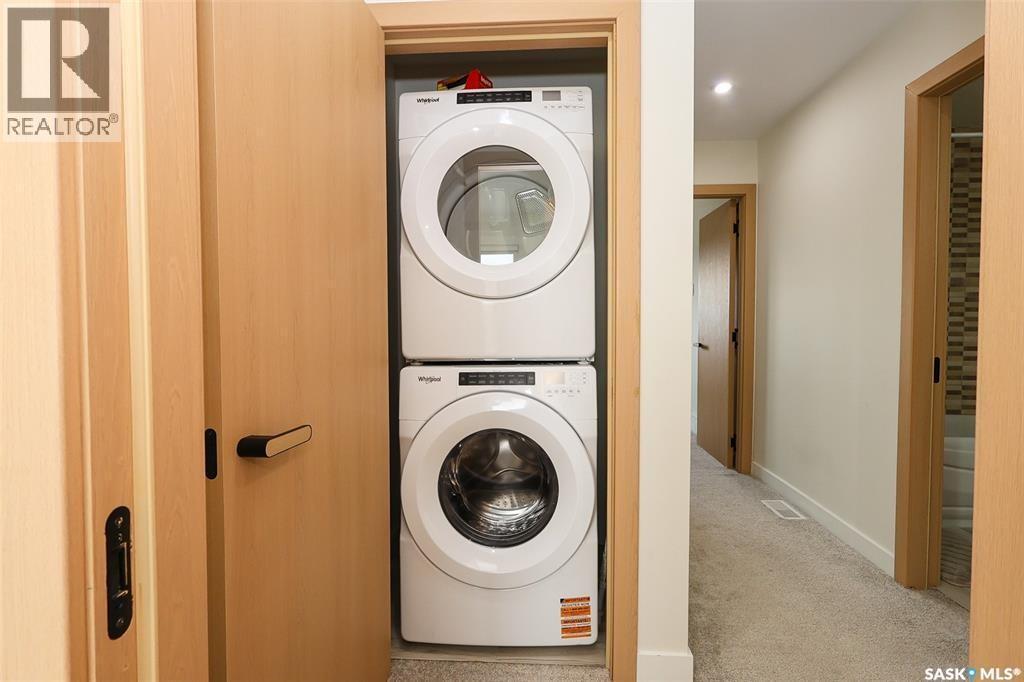 1543 Richardson Road, Saskatoon, SK - Indoor Photo Showing Laundry Room