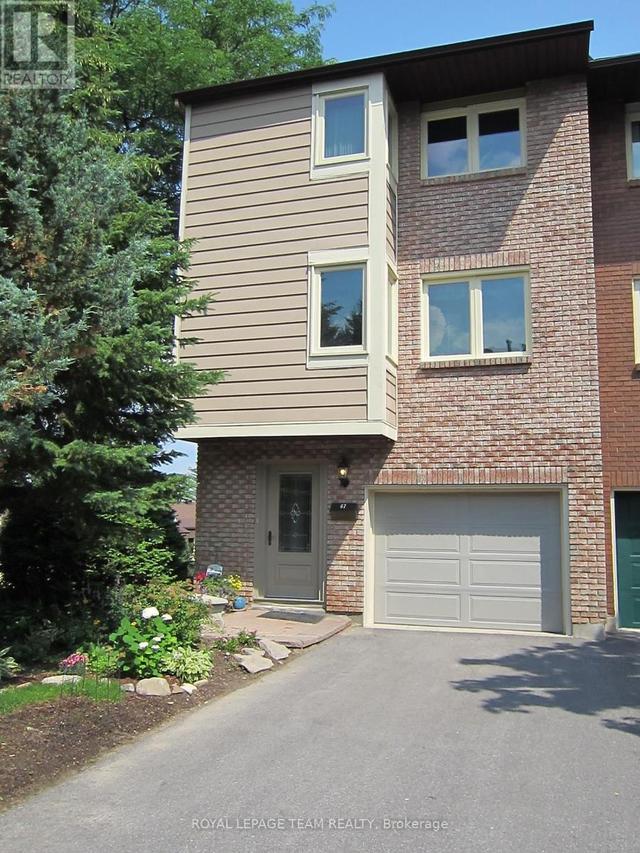 67 - 200 OWL DRIVE  Ottawa, ON K1V 9P7