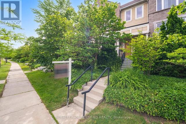 16 - 4861 HALF MOON GROVE  Mississauga, ON L5M 8C7