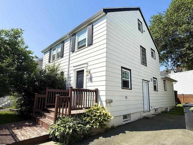 974 McLean Street  Halifax, NS B3H 2V1