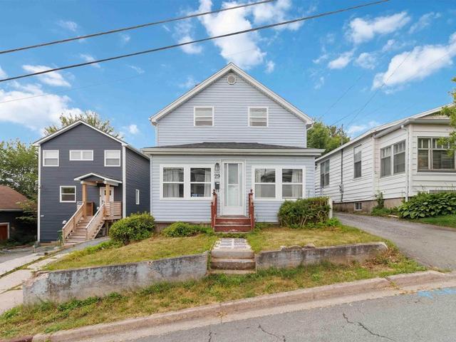 211 Marvin Street  Dartmouth, NS B2Y 2L9