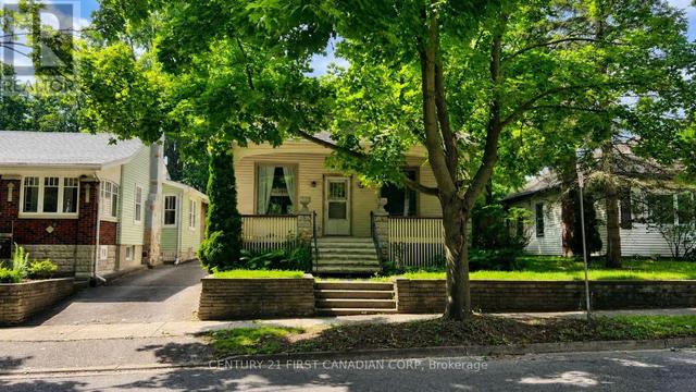 52 BECHER STREET  London South (South F), ON N6C 1A5