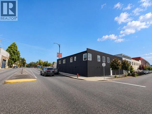 1696 FRANKLIN STREET  Vancouver, BC V5L 1P4