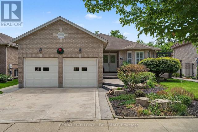 136 JOHNSTON AVENUE  Cambridge, ON N3C 4P4