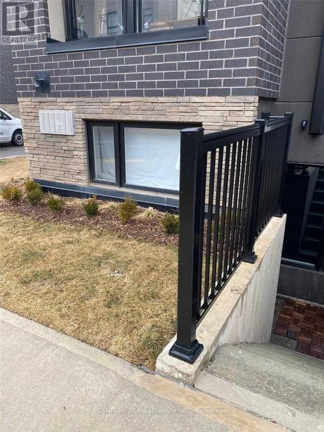 701 - 1131 COOKE BOULEVARD  Burlington, ON L7T 0C3