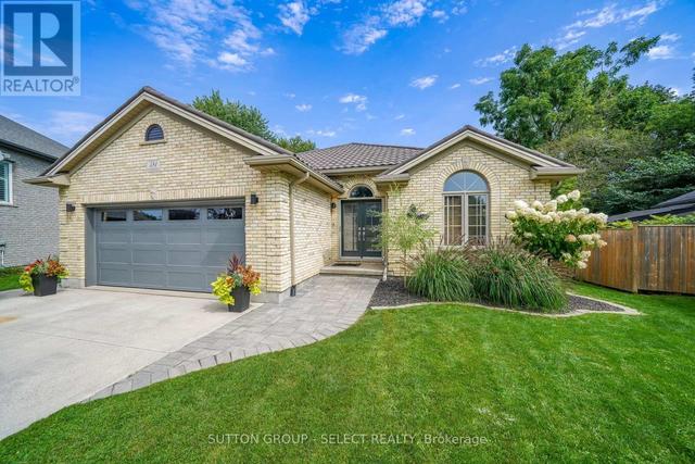 581 INVERNESS AVENUE  London North (North P), ON N6H 5R3