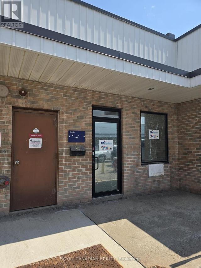 20 - 2455 CAWTHRA ROAD  Mississauga, ON L5A 3P1