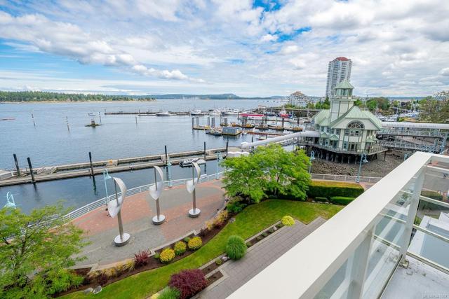 #103-38 Front St Nanaimo, BC V9R 0B8
