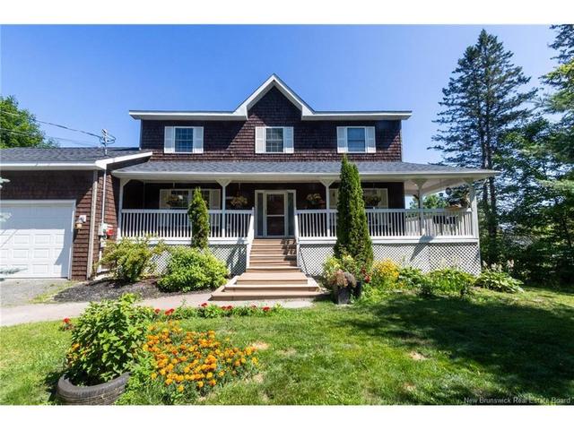 1517 Woodstock RD  Fredericton, NB E3C 1P2
