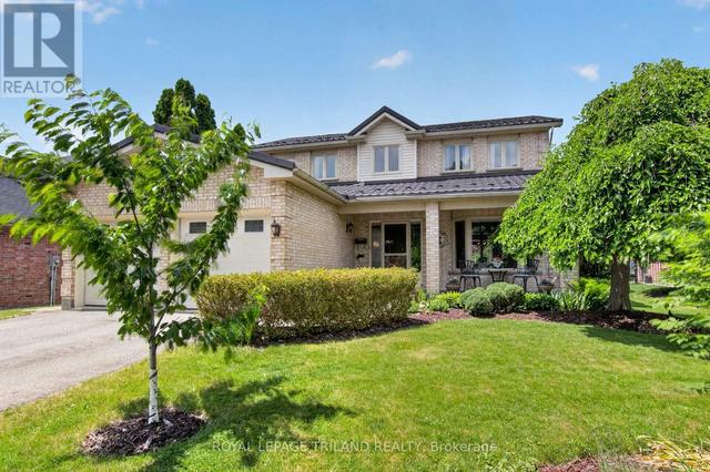 46 GARDEN WALK  London South (South N), ON N6J 4W9