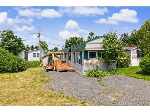 225 Driftwood Loop  Fredericton, NB E3B 7P1