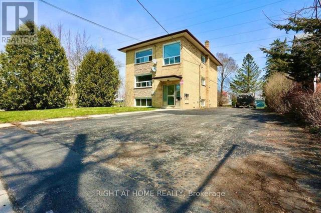 394 THIEL STREET  London East (East H), ON N5W 4P8