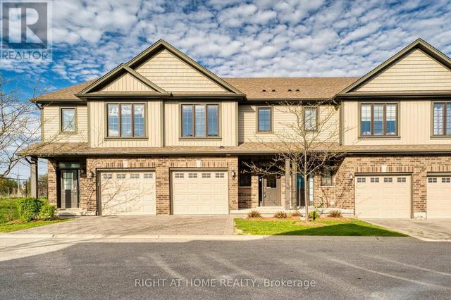 16 - 1030 OAKCROSSING GATE  London North (North M), ON N6H 0H1