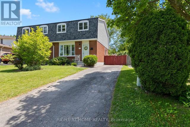 22 VINCENT CRESCENT  London South (South Q), ON N6C 5L8