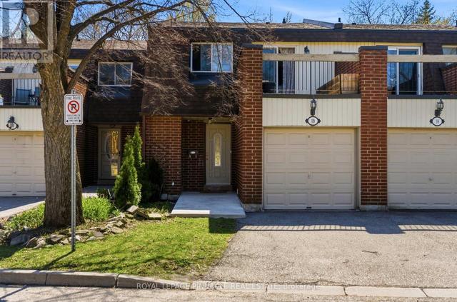 19 - 6240 MONTEVIDEO ROAD  Mississauga, ON L5N 2N7