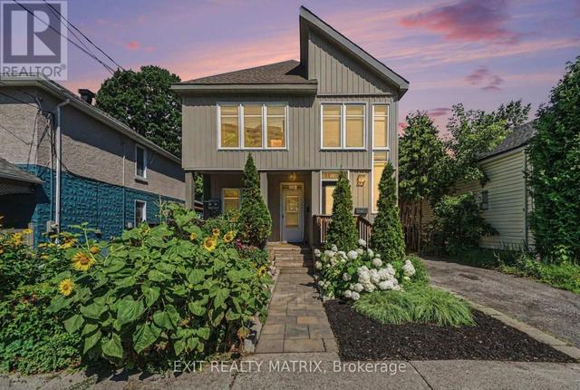 59 LAVAL STREET  Ottawa, ON K1L 7Z7