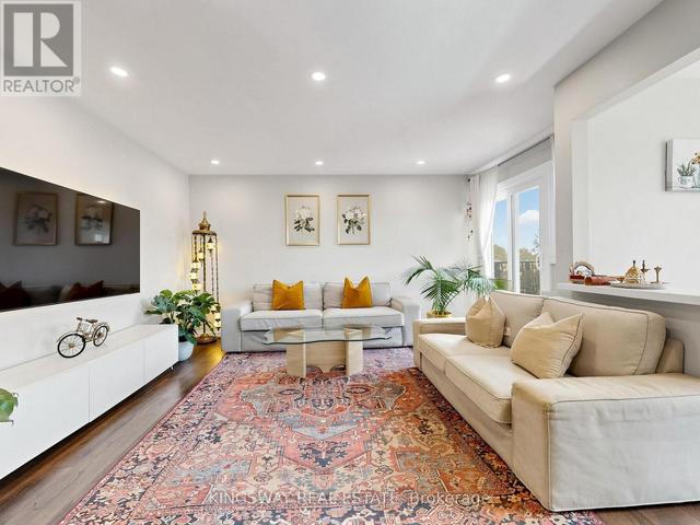 5F - 2866 BATTLEFORD ROAD  Mississauga, ON L5N 3L3