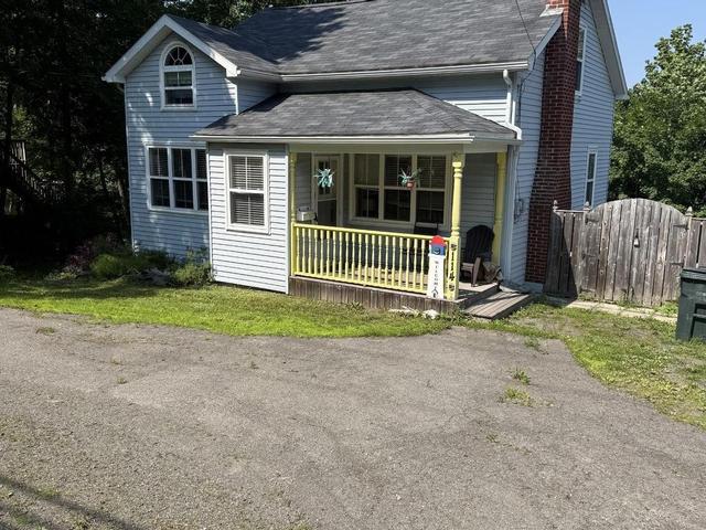 114 Hawthorne Street  Antigonish, NS B2G 1A9