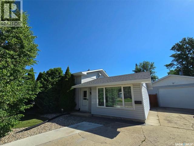 19 Sampson PLACE  Regina, SK S4R 4R5
