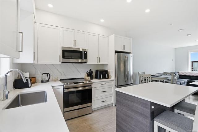 #104-1726 Kerrisdale Rd Nanaimo, BC V9S 1N5