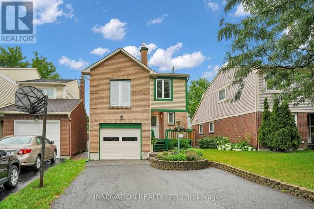 268 EQUESTRIAN DRIVE  Ottawa, ON K2M 1C5