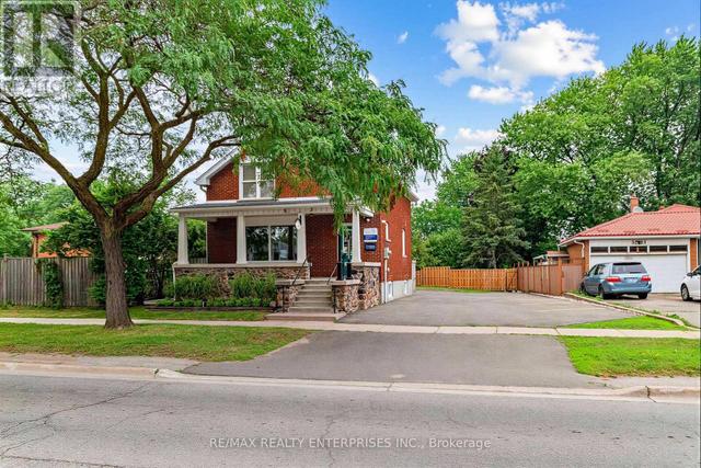 3569 CAWTHRA ROAD  Mississauga, ON L5A 2Y2