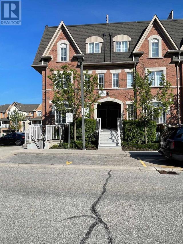 122 - 601 SHORELINE DRIVE  Mississauga, ON L5B 4J9