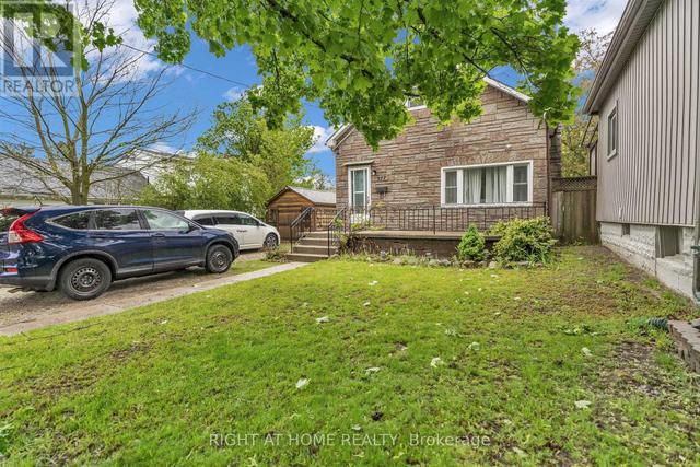 217 GILES STREET  London East, ON N5Z 2V9