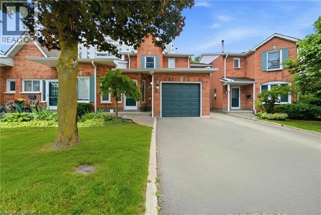 2155 DUNCASTER Drive Unit# 2  Burlington, ON L7P 4R3