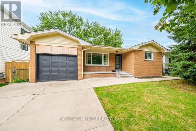 662 MONTEGO CRESCENT  Burlington, ON L7N 2Z1