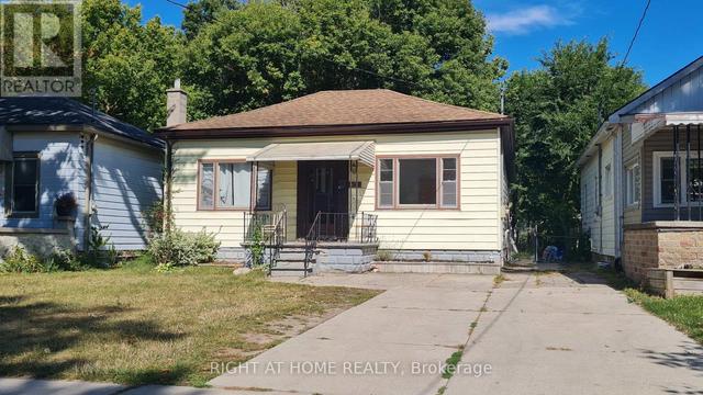 310 GREY STREET  London East, ON N6B 1G6