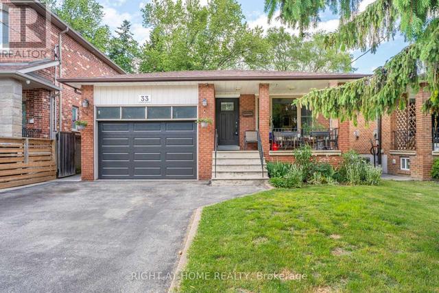33 BENSON AVENUE  Mississauga, ON L5H 2P3