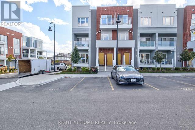 34 VITALITY DRIVE  Kitchener, ON N2R 0R7