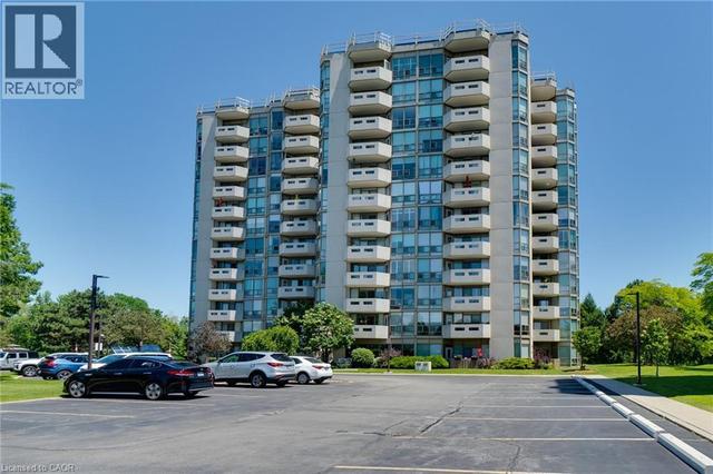 5080 PINEDALE Avenue Unit# 203  Burlington, ON L7L 5V7