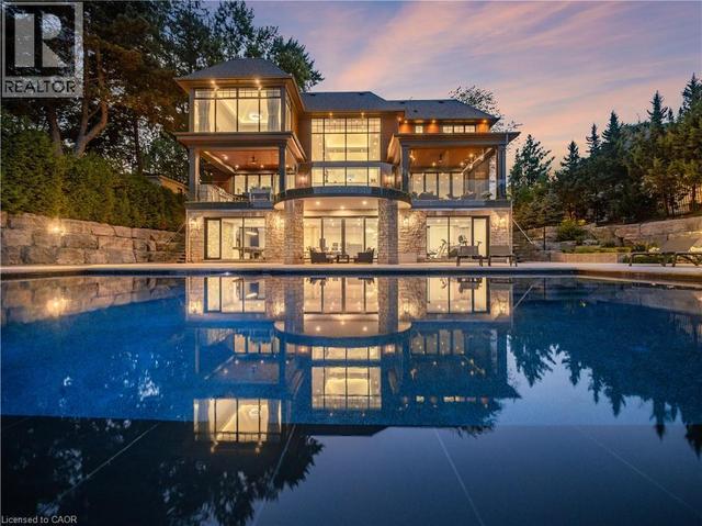 140 SECORD Lane  Burlington, ON L7L 2H7