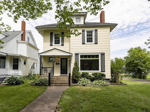 20 Regent Street  Amherst, NS B4H 2S7