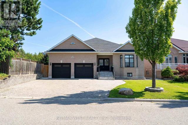 3163 ROLLING STONE COURT  Mississauga, ON L5B 4G5