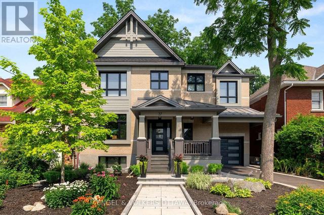 37 CLARENDON AVENUE  Ottawa, ON K1Y 0P3