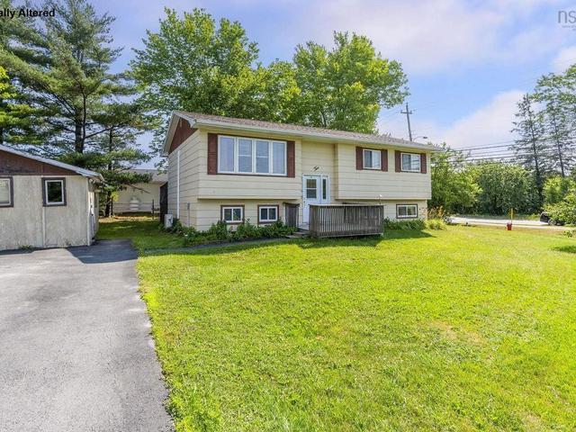2 Elmwood Drive  Elmsdale, NS B2S 1B1