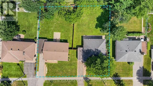 2439-2445 ALTA VISTA DRIVE  Ottawa, ON K1H 7M9