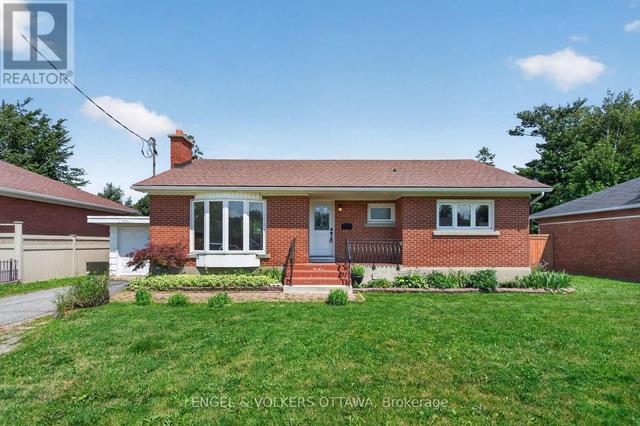 2439 ALTA VISTA DRIVE  Ottawa, ON K1H 7M9