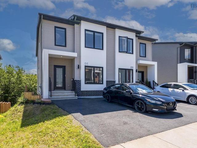 91 Honeygold Drive  Halifax, NS B3R 0G3