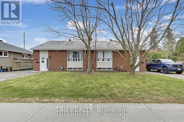 2428-2430 IRIS STREET  Ottawa, ON K2C 1C6