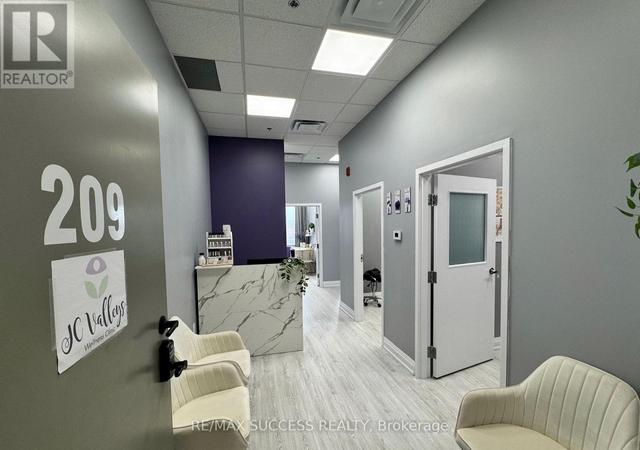 209 - 3465 PLATINUM DRIVE  Mississauga, ON L5M 2S1