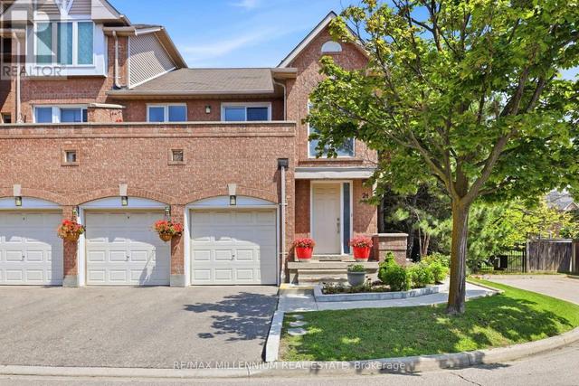 24 - 115 BRISTOL ROAD E  Mississauga, ON L4Z 3P7