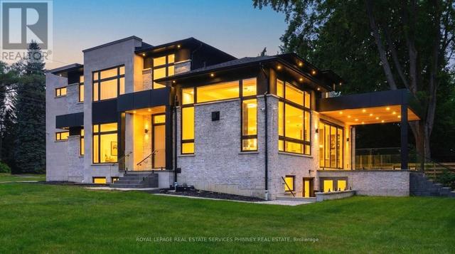 1143 KANE ROAD  Mississauga, ON L5H 2M2
