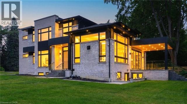 1143 KANE Road  Mississauga, ON L5H 2M2