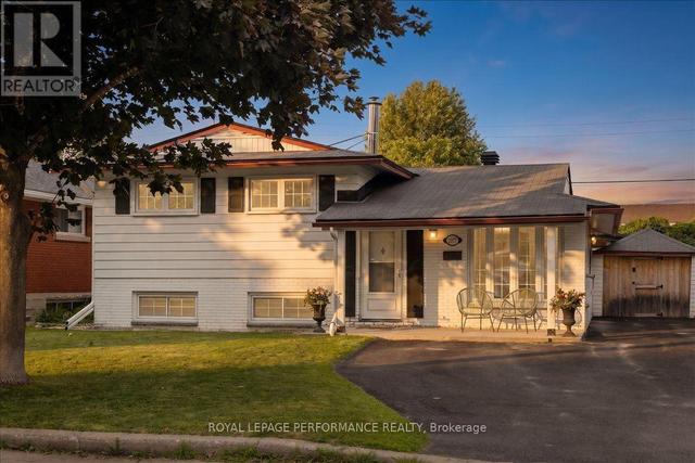 2177 BINGHAM STREET  Ottawa, ON K1G 2V6