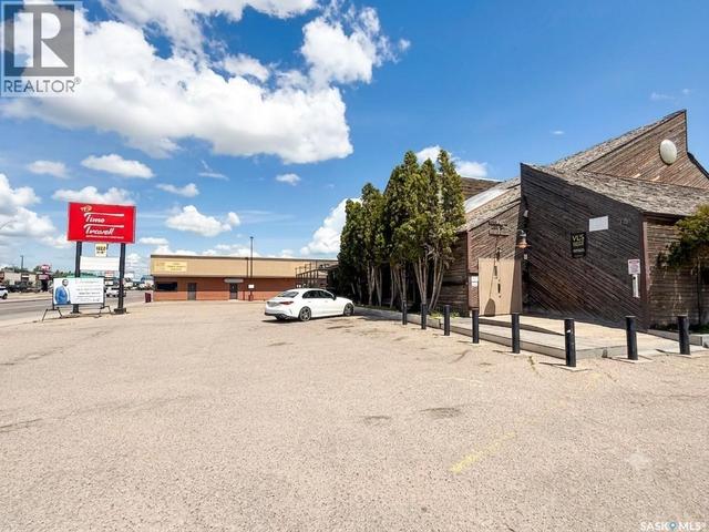 379 Albert STREET  Regina, SK S4R 2N6