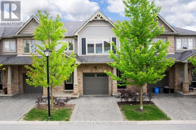11 - 1924 CEDARHOLLOW BOULEVARD  London North (North D), ON N5X 0K3